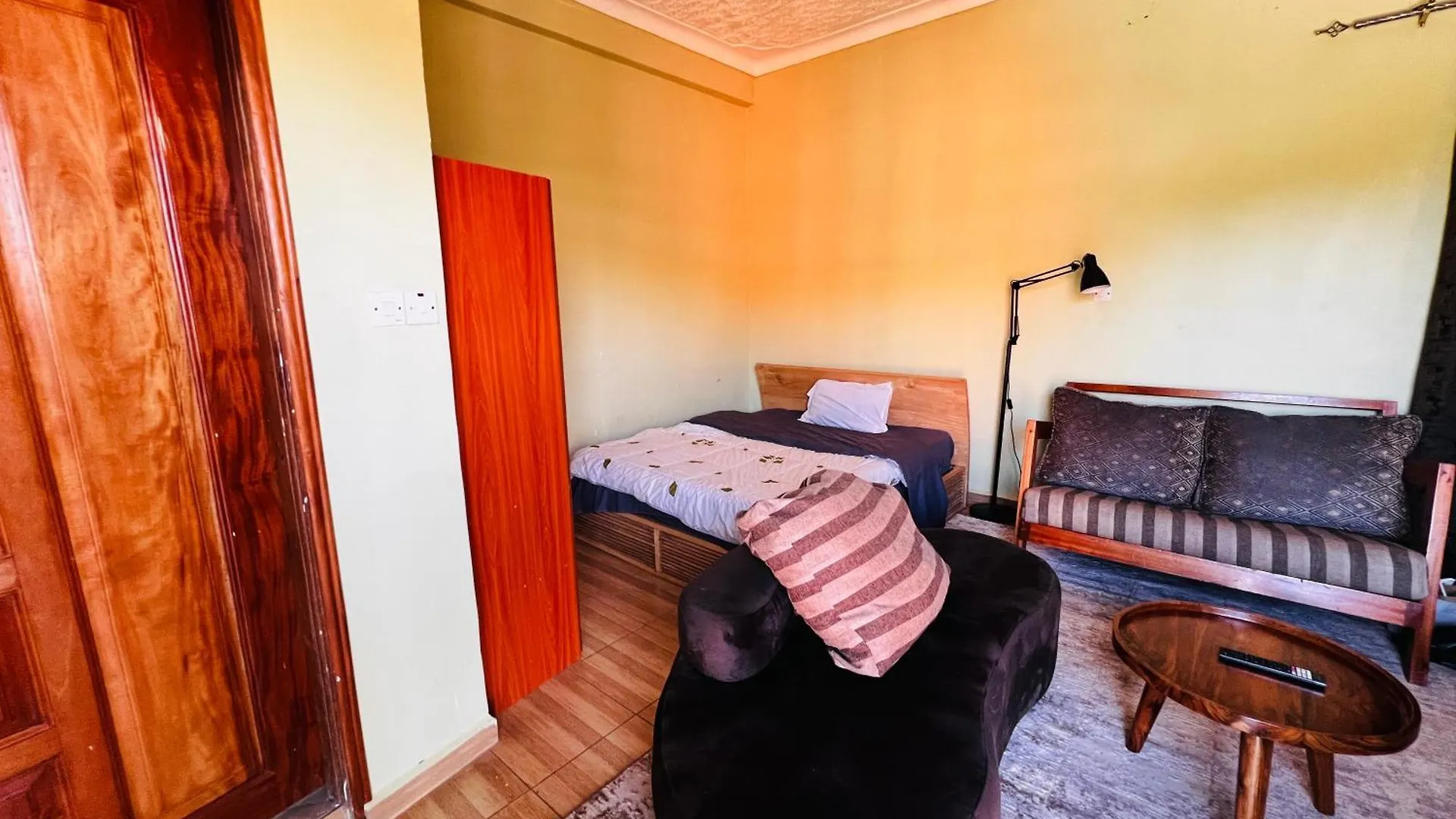 Lägenhet Botique Inn Kampala
